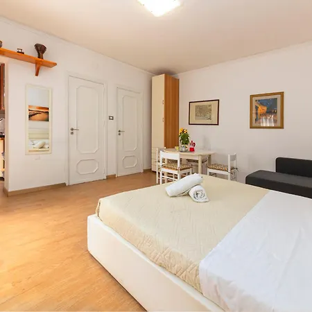 Apartment Maison Blanche