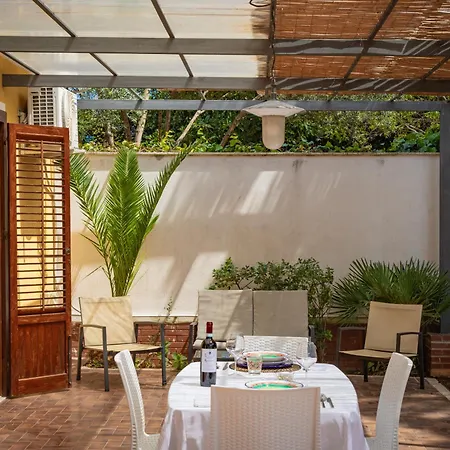 Apartment Maison Blanche Palermo